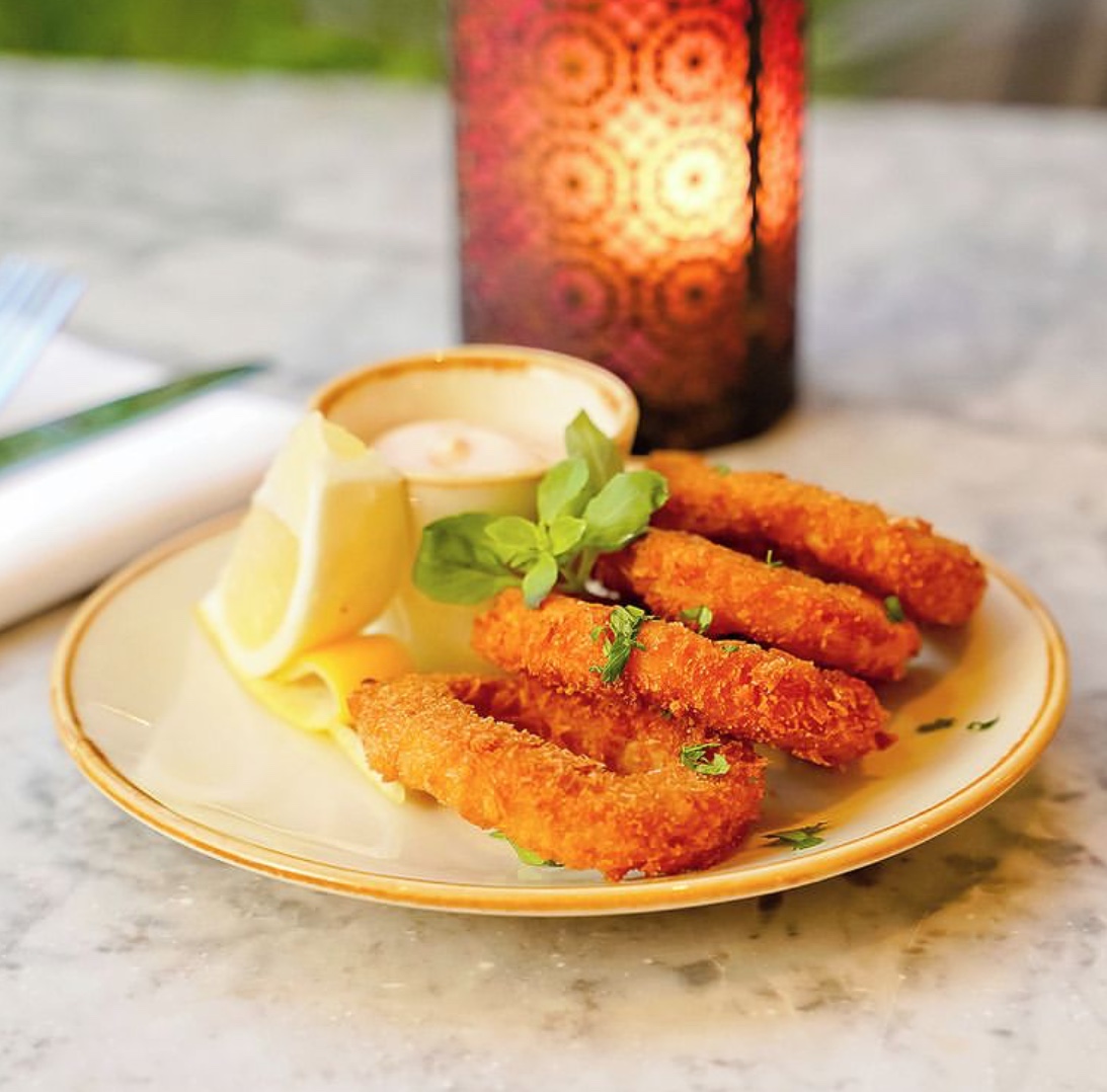 Our tasty calamari. Bringing the flavours of the sea to South Woodford. 🌊 Each of our tapas dishes have something different to offer, come and taste their flavours. 💛Spend the heatwave on our summer terrace.