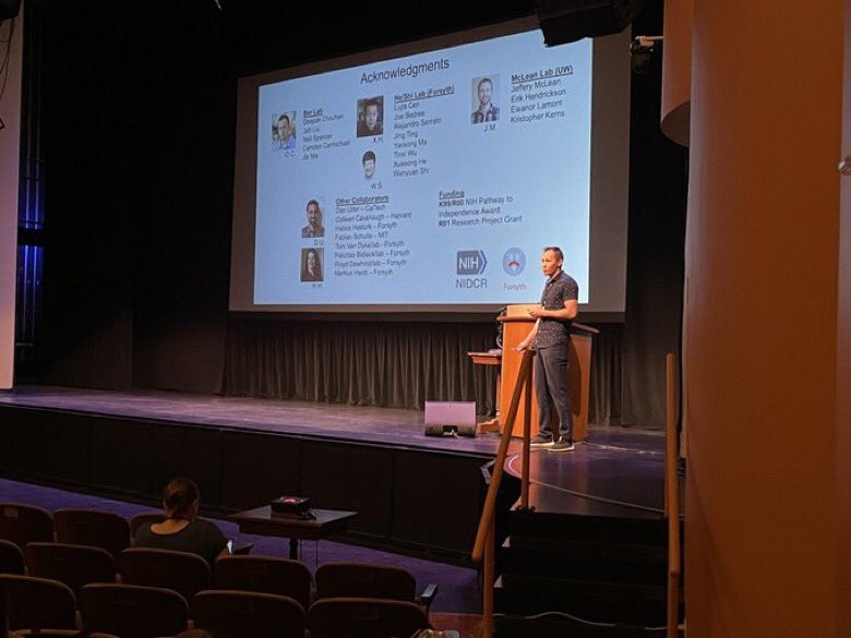 I presented the last talk of the @BenMicrobesMtg #BeneficialMicrobesMtg and thank you for everyone who made this meeting amazing! I met so many new people and learnt about symbionts and their microbiome! Thank you for the photos @Suzanne_Devkota