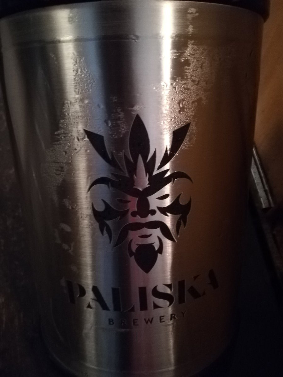 Stigao nam neki bradonja, a nije <a href="/Miro_zlikovski/">Miroslav Šuvak</a> 🤔