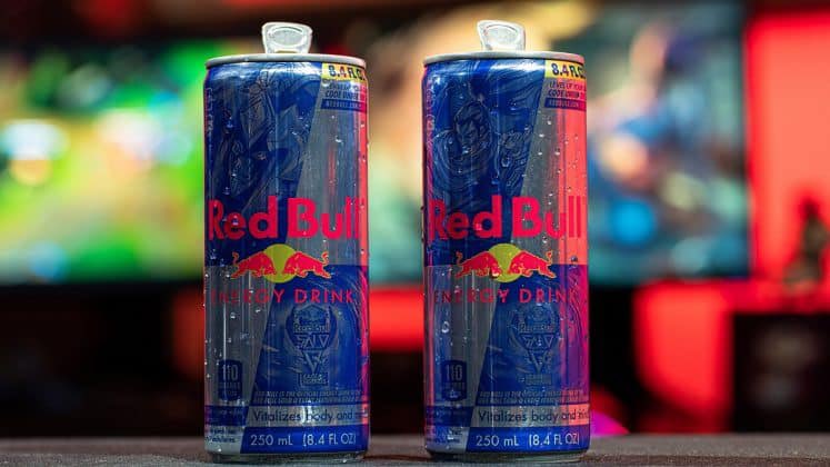 TheValTimes's tweet photo. BREAKING: XSET Zekken is refusing to play on stage at Masters Copenhagen until they replace the Redbull’s with chocolate milk. https://t.co/01Md7gYjbc