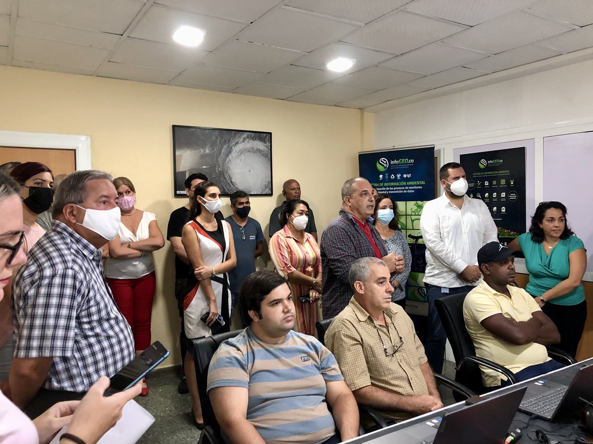 Queda inaugurada la #SalaSituacional ubicada en el <a href="/InsmetC/">INSMET Cuba (METEOROLOGÍA)</a> 🖥🖥🖥🖥
Otro paso hacia la transformación digital de los procesos de gestión ambiental 🌎

<a href="/citmacuba/">Ministerio de Ciencia, Tecnología y Medio Ambiente</a> <a href="/PNUDCuba/">PNUD Cuba</a> <a href="/AMA_CUBA/">AMACuba</a> <a href="/igtcuba/">Instituto de Geografía Tropical Cuba</a> <a href="/TareaVida/">Tarea Vida</a> <a href="/CITMATELOficial/">CITMATEL</a> <a href="/XETID2/">XETID</a>