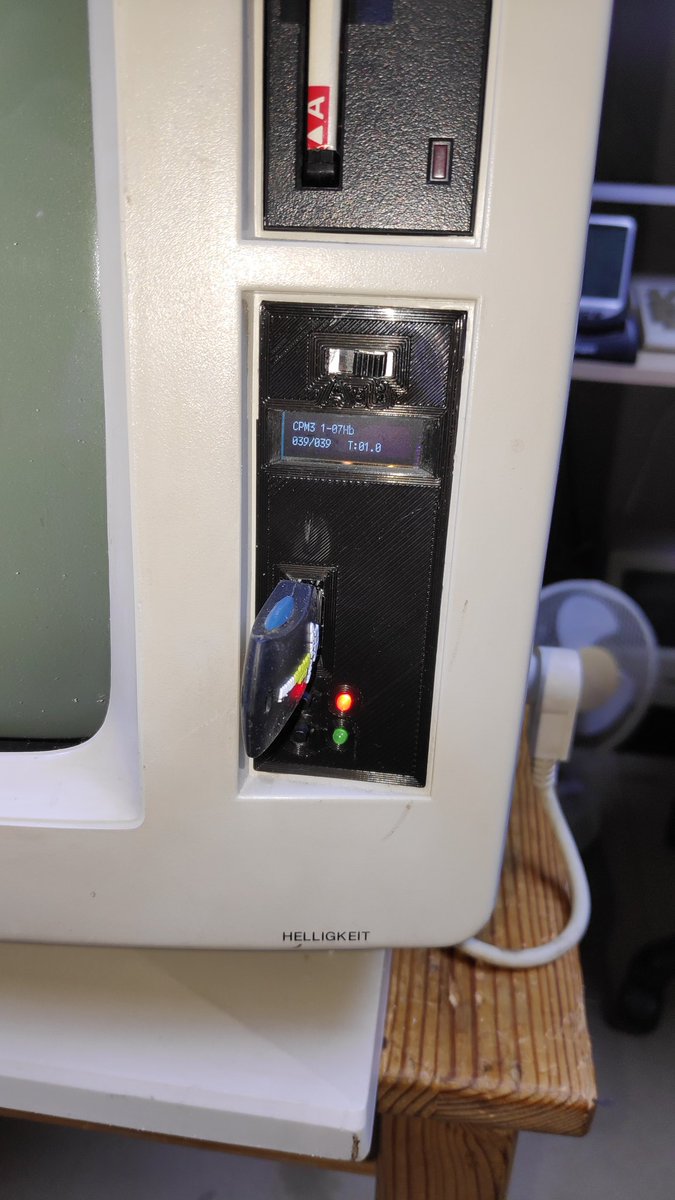 ARetroNerd's tweet photo. Finally! Got the Amstrad PCW to work with both original drive and Gotek and added a switch to allow boot from either. Woohoo! #retrogasm. Time for some games https://t.co/LJ2nOqayWy