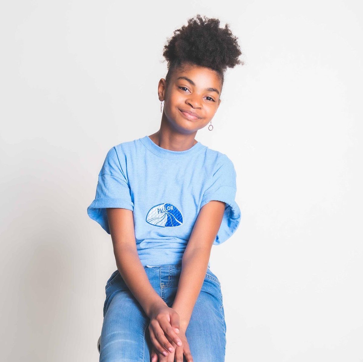 PallorNYC's tweet photo. Limitless possibilities exist for those that distinguish themselves. 💫 
.
Shirt: Swirlie Logo shirt in Wave Blue
📸: @eyeofniles 
.
#swirlie #embroidered #pallornyc
#pallorposse #apparel #fashion #clothing #nyc
#men #women #unisex #tshirt #shop #youngmodel
#blackowned https://t.co/hfLkufqoWE