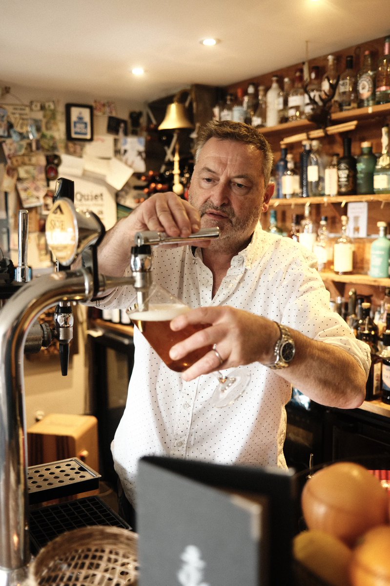 theferryinnskye's tweet photo. The big man himself! The Ferry Inn bar is open weekly Tues-Sat from 5pm if you a fancy a pint or a martini maybe; his talents are bountiful 🍺🐓
#theferryinnskye #baropen #isleofskye #cocktails #skyeale https://t.co/OHPy3j0FCo