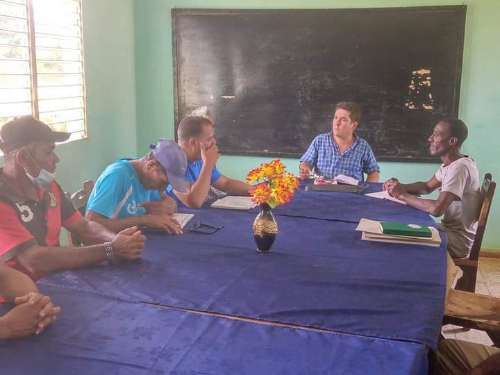 MaryCarmenPupo1's tweet photo. Fructífero intercambio con asociados de la CPA " Elio Miguel Valdés", donde se precisa la importancia del fortalecimiento las 63 medidas y el trabajo del Partido. Muchas felicidades compatriotas.
#CCPCCMayabeque
#CubaPorLaPaz
#Mayabeque
#MelenaDelSur https://t.co/Pn7QFKQMB8