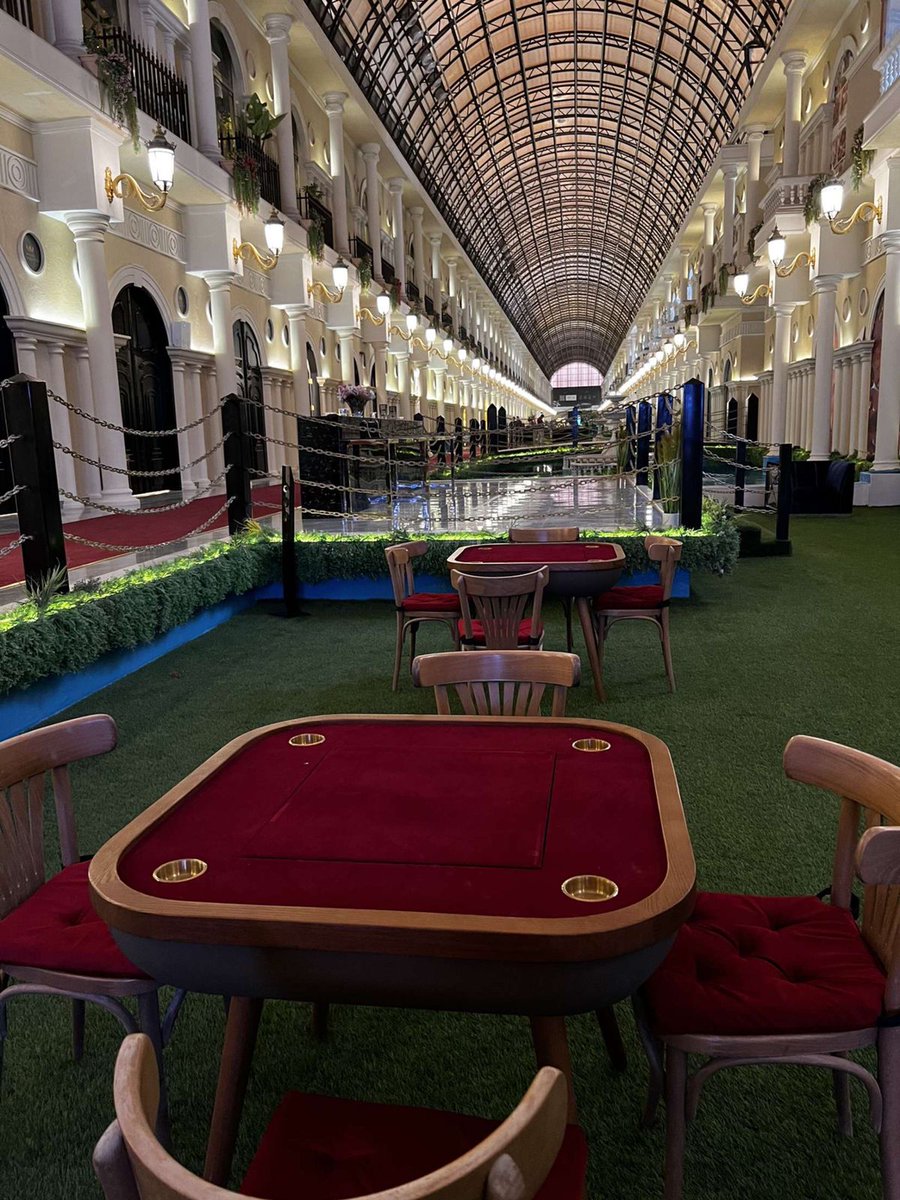 FortoreMallsa's tweet photo. مستعدين للإنطلاقة غداً الساعة 8 مساءً 🏁
في دوري البلوت في #فورتوري_مول 
الجائزة 20 ألف ريال سعودي 💵

بإنتظاركم ♥️♣️♠️♦️ https://t.co/9lRUQ1hQLG