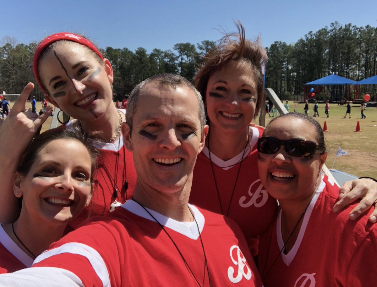 SCO_SWilkerson's tweet photo. Congratulations @Martin_Neuhaus on becoming @NorthviewTitans’s new principal! Words can’t describe the mark you’ve made on Barnwell students &amp; staff. I am forever grateful for the opportunity to have worked with such a wonderful leader and teammate. Best wishes on your journey! https://t.co/7bYM0dIOTa