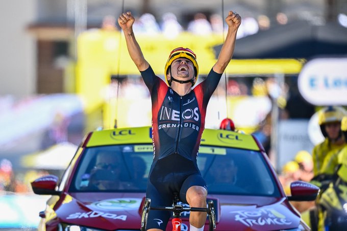 VeloUK's tweet photo. How it was in 2011 and how it is in 2022 - what a legend @tompidcock - been an immense pleasure following his career as a cyclist and getting the chance to get images of these memories before he hit the big time and how! #proudofTom #boydidgood #Otley #Yorkshire #cyclingroyalty https://t.co/vlotiPTnLS