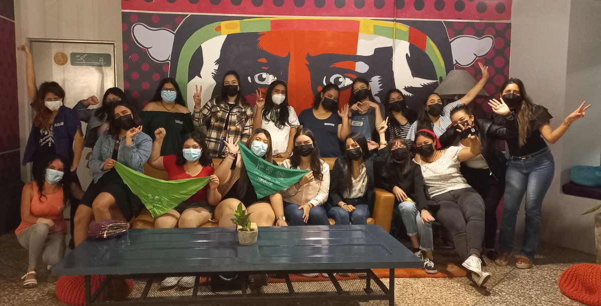 🎉 Tercera misión #ClaveMujerHN en Tegucigalpa.

💚 Muchísimas gracias a todas las compañeras que nos acompañaron a conversar sobre las instituciones que imponen maternidades y restringen el ejercicio de nuestra autonomía.