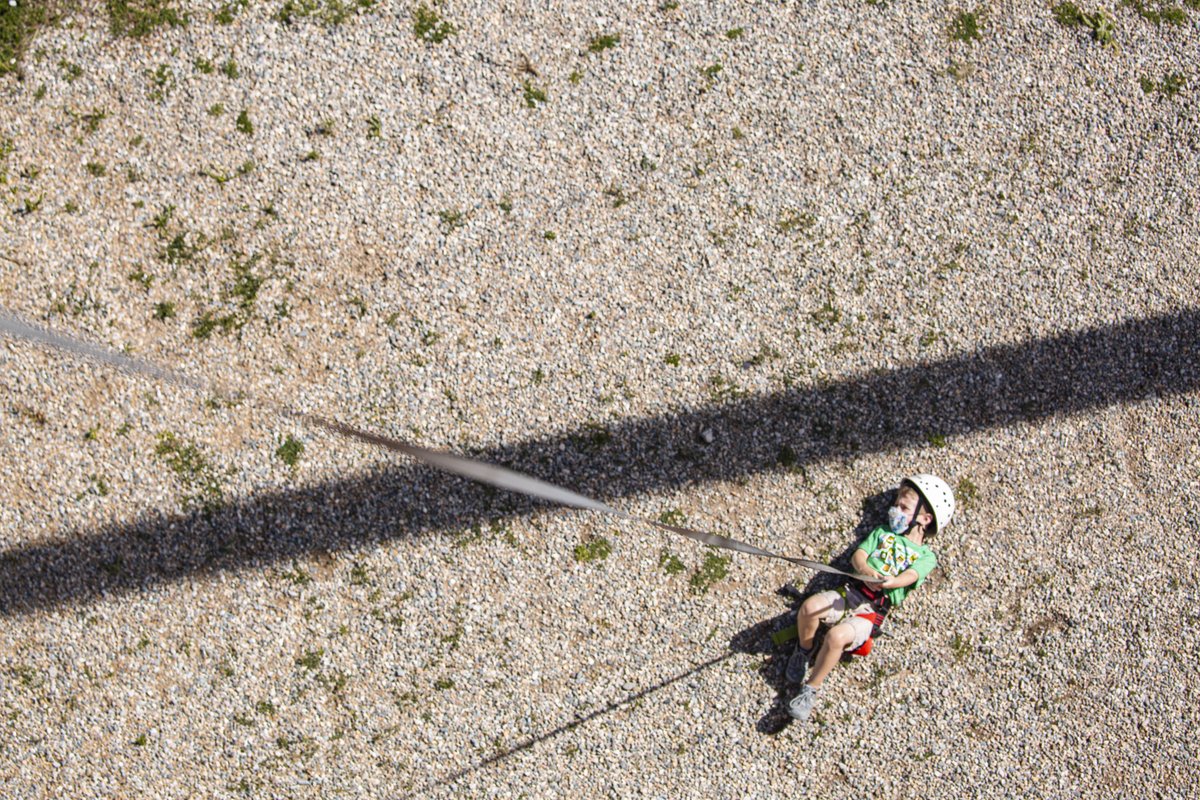 philmont's tweet photo. Challenging outdoor personal experiences aren't for the faint of heart! At the Philmont Training Center COPE course, participants of all ages can tackle obstacles and challenge themselves while suspended 50 feet in the air!
📸 : Chase Ensz
#philmont #philmontscoutranch  #IWGBTP https://t.co/URc17BBgFb