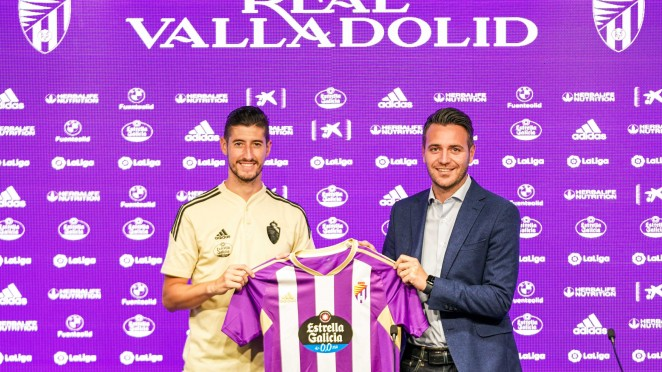 Real Valladolid  FXpRnf0UUAI3MgI?format=png&name=small
