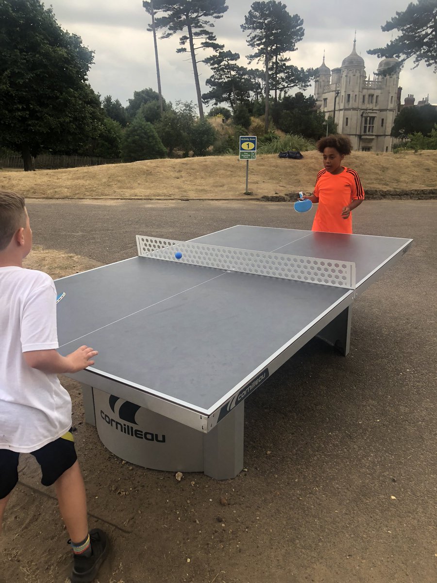 Free time before Cluedo tonight - a bit of chess and 🏓 table tennis. #lastnightblues
