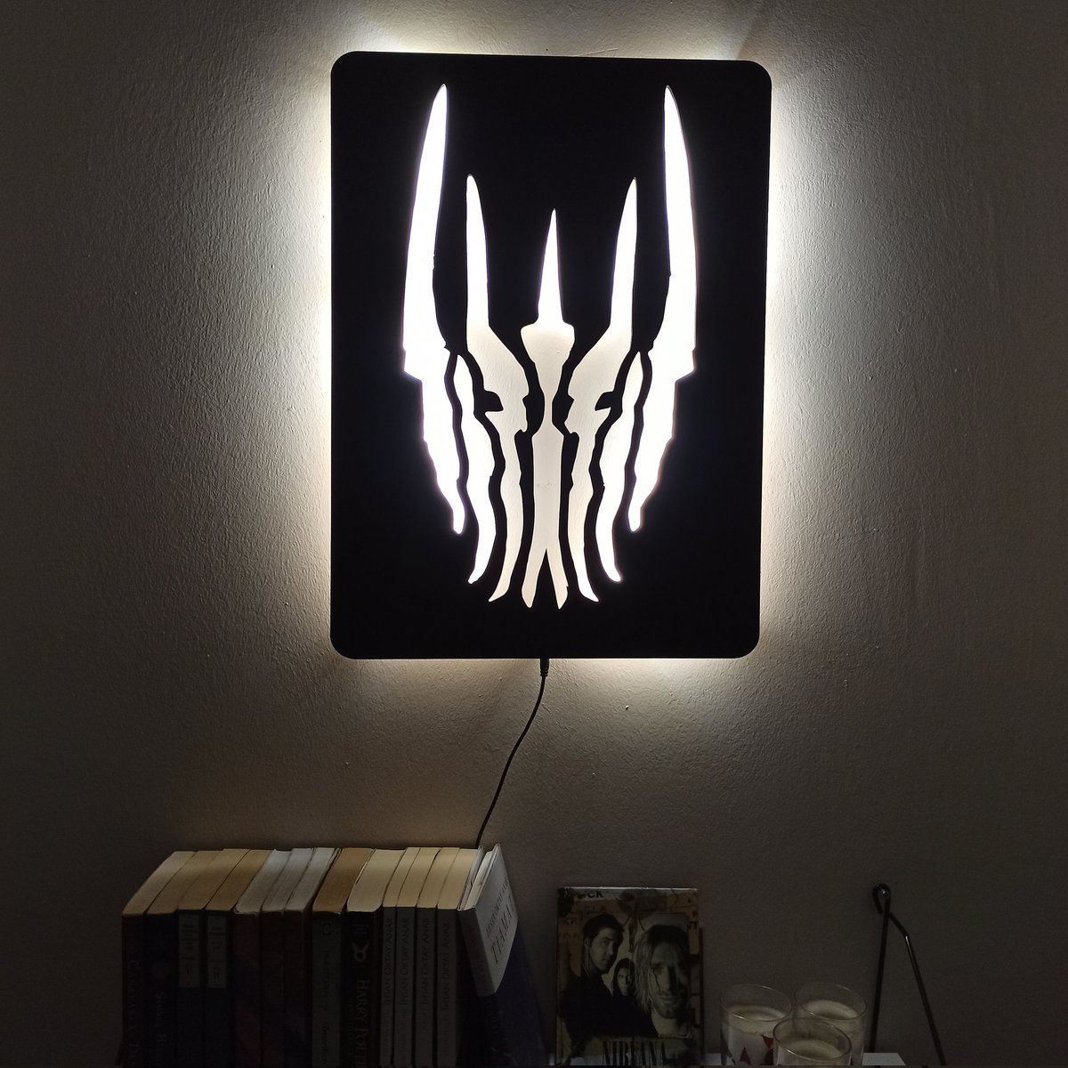 foreviatolye's tweet photo. Led Işıklı Yüzüklerin Efendisi Duvar Tabloları Forévi Store'da. #TheRingsofPower #LOTRonPrime #lotr #yüzüklerinefendisi https://t.co/6jTAPcU82t