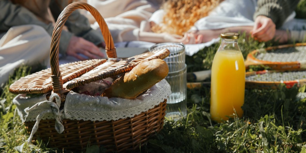 RealGirlsWobble's tweet photo. Best picnic spots in Cardiff

Everyone loves a picnic – whatever your age! I’ve put together this guide of the best picnic spots in Cardiff. Pack the hamper, let's go! https://t.co/kcSM3TTXjj

#Cardiff #ThingsToDo #VisitCardiff #ExploreCardiff #CardiffFood #CardiffEats https://t.co/Wrct8BA53p