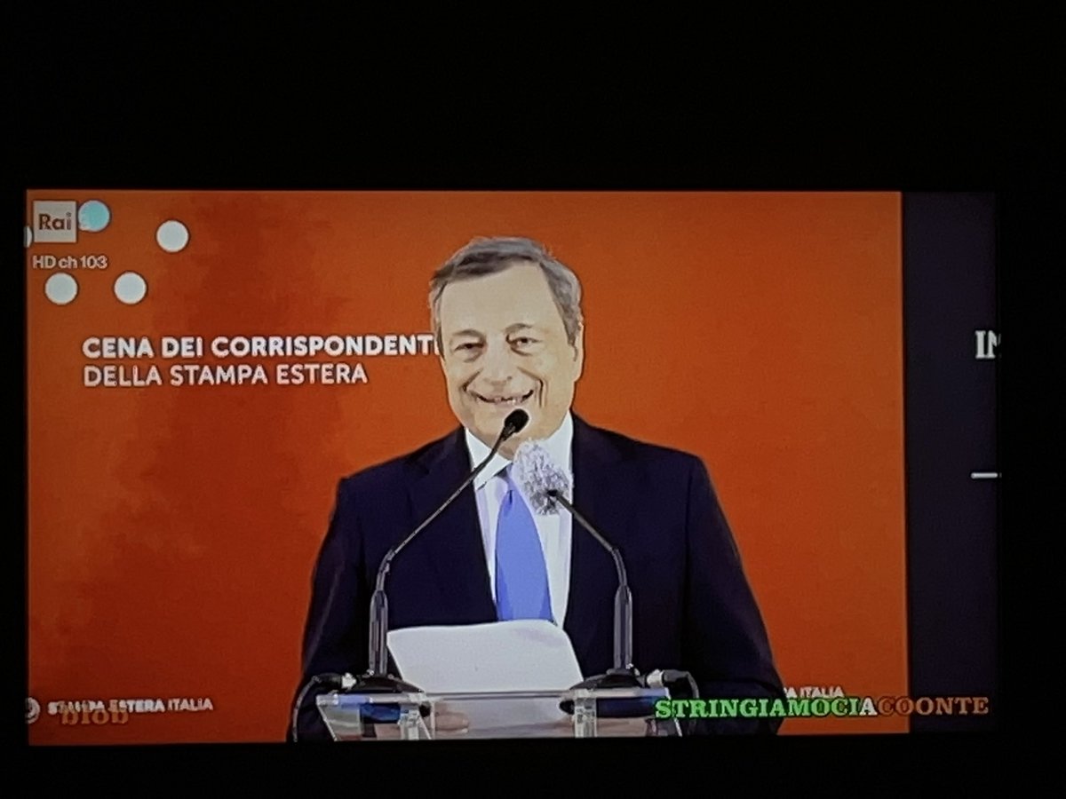 marru74063474's tweet photo. Margaritas ad porcos
#stringiamociacoorte
#crisidigoverno #blob https://t.co/Y92sEo2owy