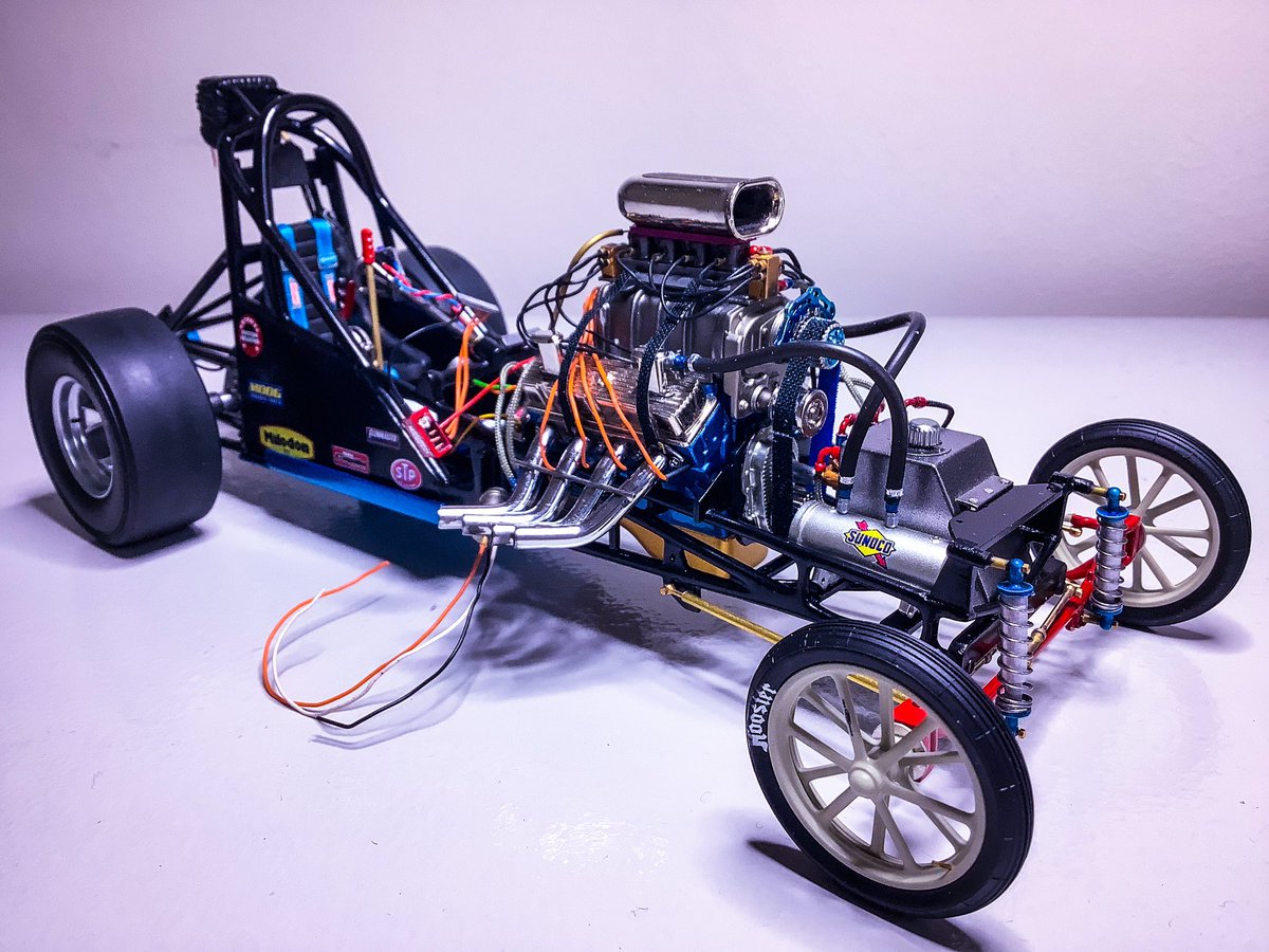 4wheels for 6sec runs🚦🚦
🇺🇸 AA/FA dragracing #ScaleModel 
#vintage 6sec runner 
#NITRO 🔥🔥🔥