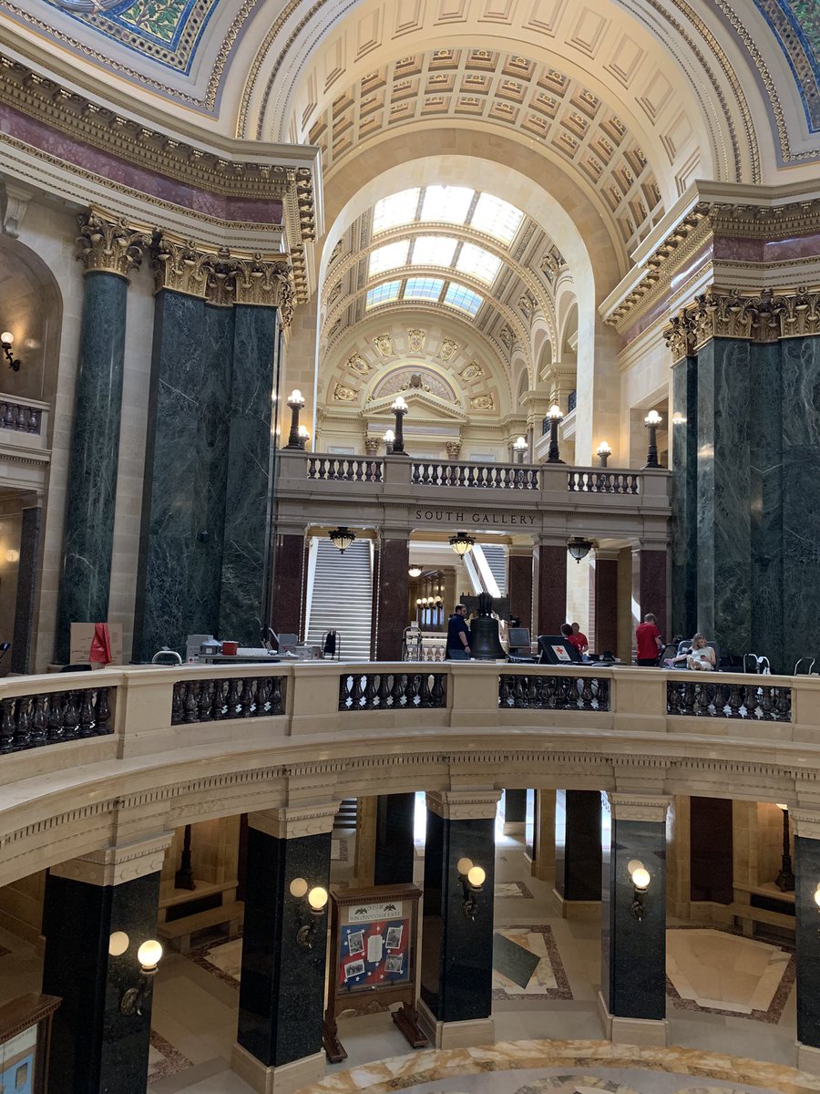 Doing a tour in the beautiful capitol of Wisconsin. #Madison #ISMB2022