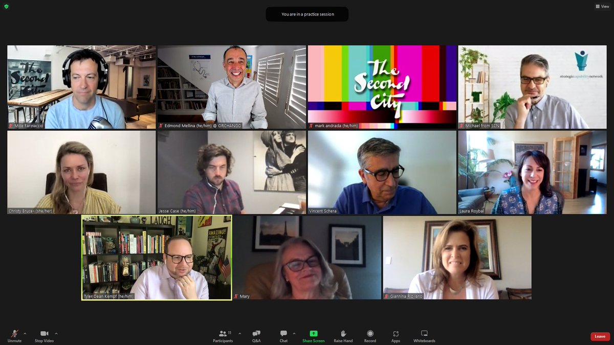 So, can I call myself a <a href="/TheSecondCity/">The Second City</a> alumnus now? Nah... but it was super-fun to volunteer for an #improv during the amazing event by <a href="/strategycap/">SCNetwork</a>!

In addition to the Canucks 🍁, we had participants from sister senior #HR networks south of the border💪