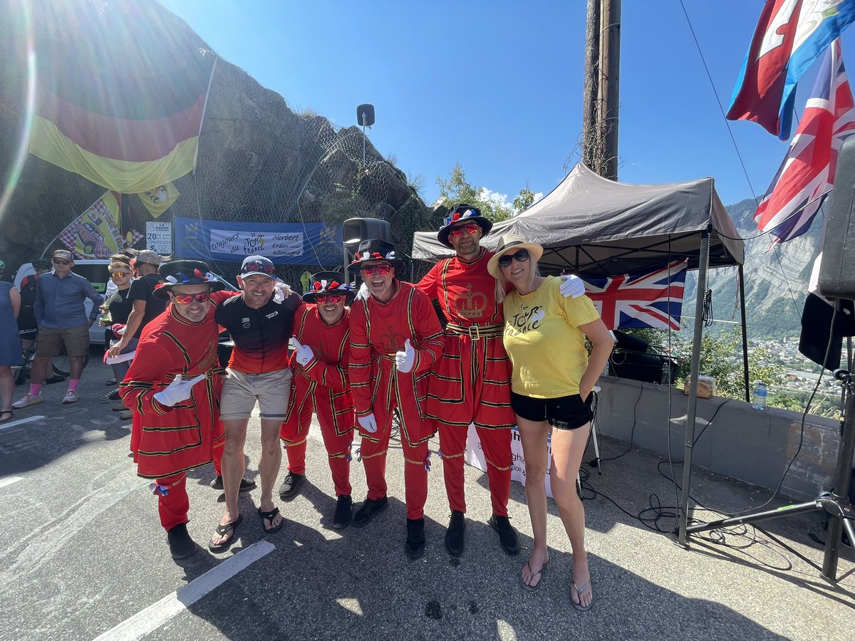 moggsy100's tweet photo. @tdfbeefeaters @INEOSGrenadiers @GeraintThomas86 Thanks for today was as awesome as ever even if we disk move away from the masses after a bit.. awesome effort by you all as always… https://t.co/ur6fhDItAf