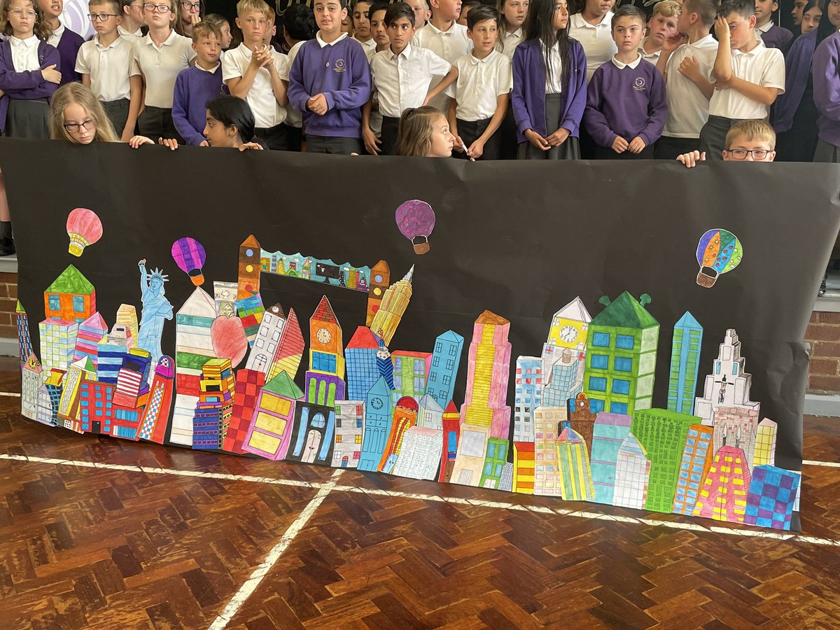 Arts_ParkHill's tweet image. Year 6 have made this extraordinary piece inspired by their studies of Charles Fazzino. Well done!👏🎨🧑‍🎨 #DayToCreate #Artsmark20 @Artsmarkaward @OPA_ParkHill @OGATArts #CharlesFazzino