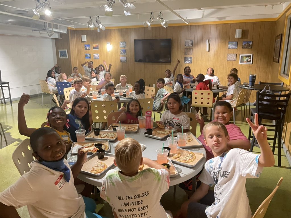 rfjeffcoat's tweet photo. This is how we roll at Owlventure camp!  Another awesome field trip to @TheAlleyChas filled with bowling, arcade games, and pizza!  #angeloakes https://t.co/URY1oFrGkX