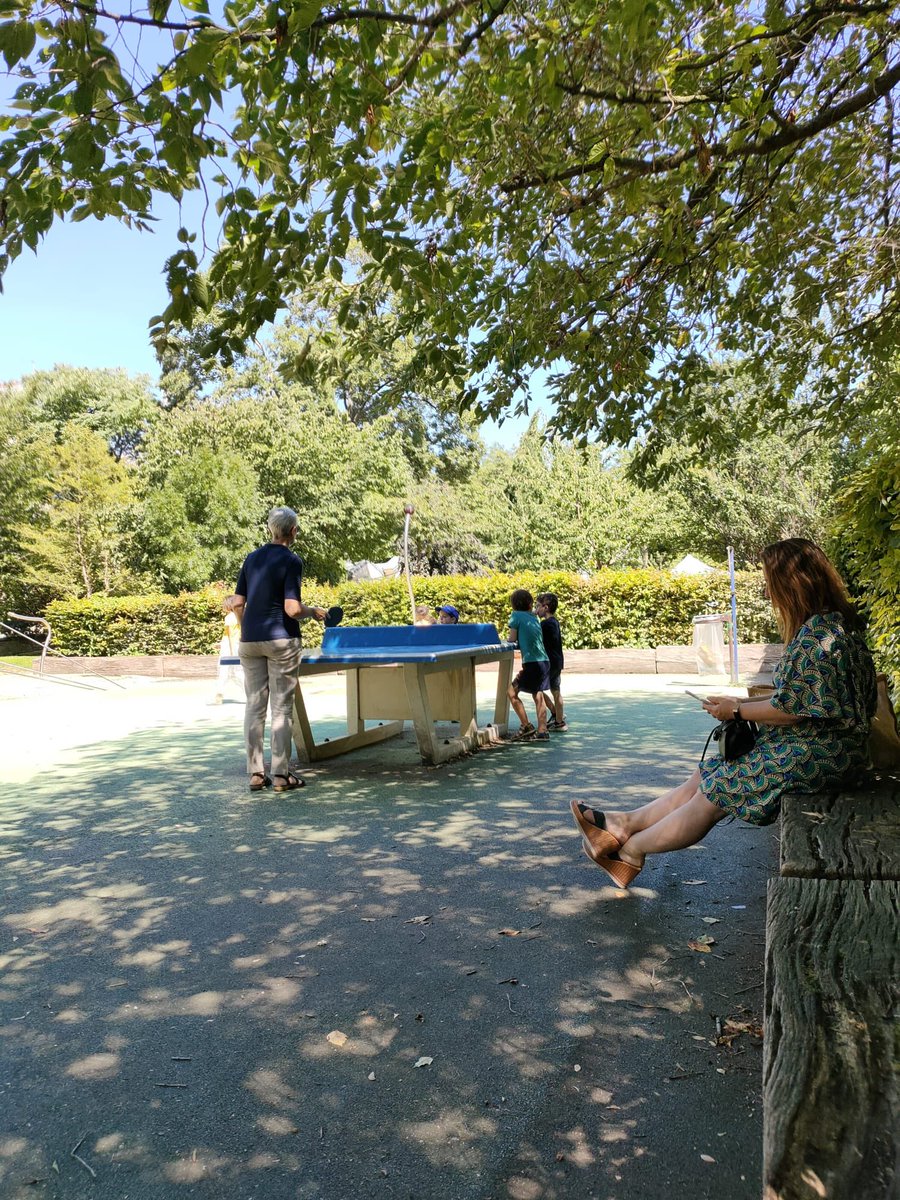USKB_Ping's tweet photo. 2e jour de l’USKB aux estivales du Kremlin🌳🌲🏓🥅🎪
Les kremlinois sur les tables du Parc Pinel
⏩ Prochain Rendez vous: jeudi 21 juillet 16:00/18:00
#canicule2022 #villeenfete
#villedukb #villedukremlinbicetre
#uskb #estivales2022 #FFTTopérationEtéPing https://t.co/NpNDKwi7Ws