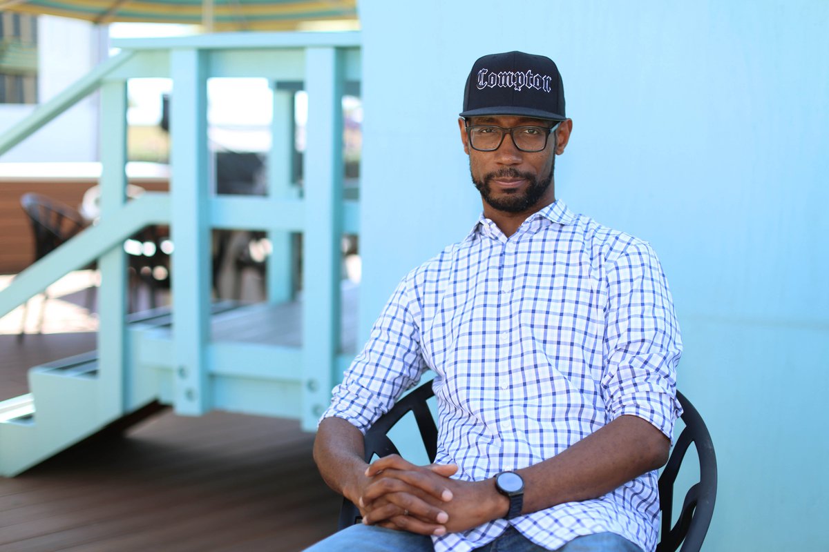 karat's tweet image. For those attending #DCIM22, don’t miss our #BrilliantBlackMinds Senior Advisor @anthonydmays sharing tips and tricks that can help #SoftwareEngineers excel in #TechnicalInterviewing.
Catch his session on Friday, July 15, at 10:55 am PT. 👀