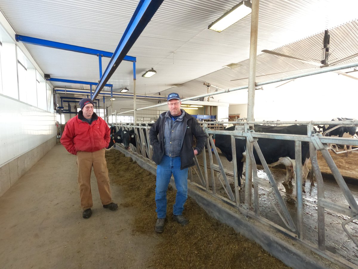 Remember when we shared the farming story about Birdolm with you a little bit ago? They have shared an update with us! They are now averaging 45ltr on their <a href="/DeLavalCanada/">DeLaval Canada</a> VMS Classic! #DairyDoneWell #Ontag #dairy #welivemilk #farming
