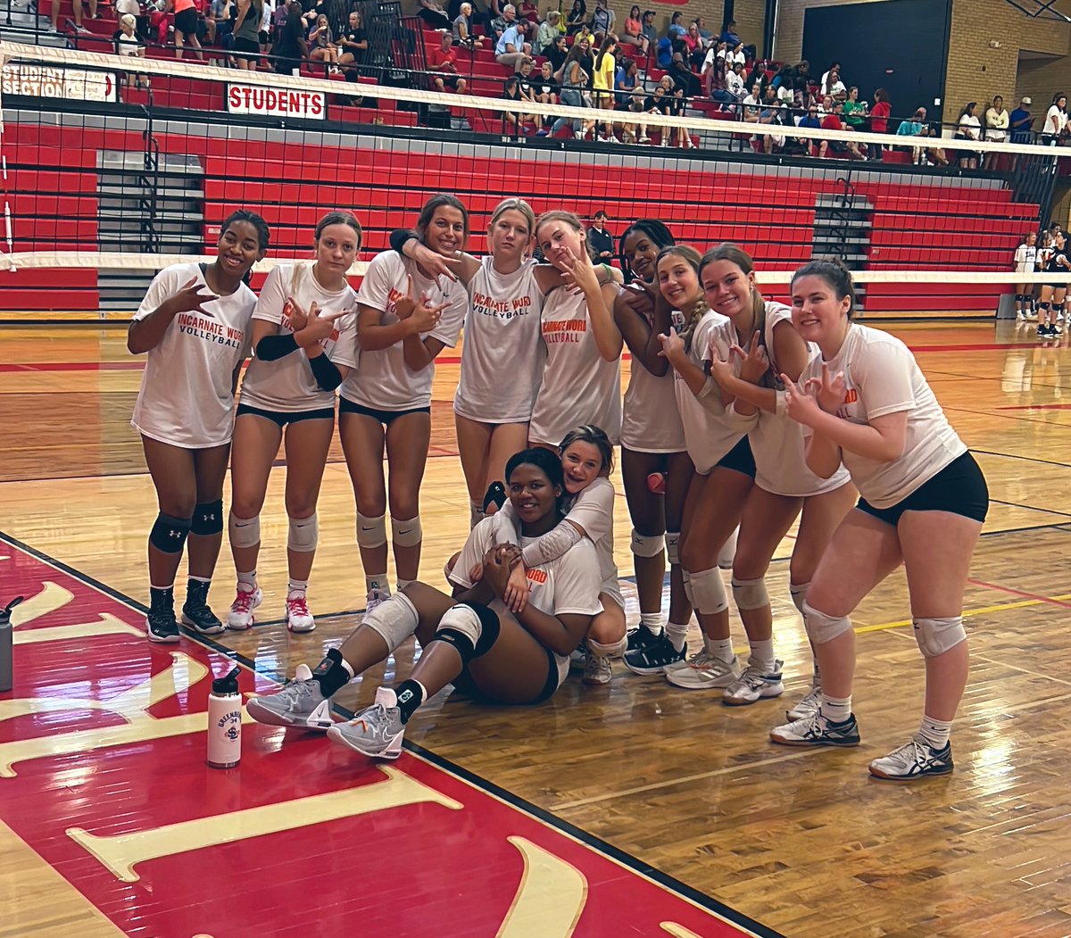 Varsity sweeps their pool at the Kirkwood Preseason Scrimmage beating Rosati, St. Pius, and Marquette. On to the gold bracket!