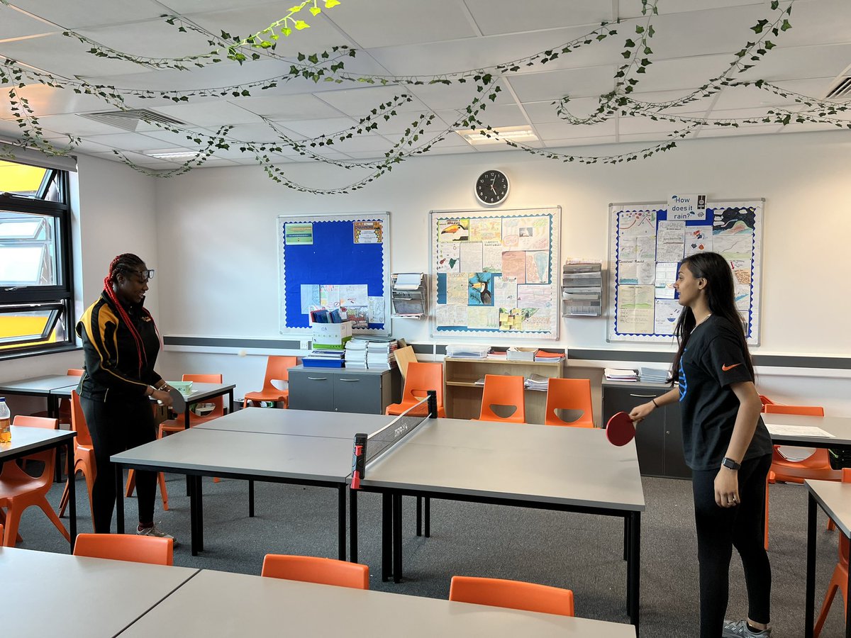 Highlight of my week @MEACentral 🏓 
Celebrations during our mentor session for completing all progress tests 👏🏼 <a href="/MrsAdsonMEAC/">Mrs Adson</a> <a href="/MrPittsMEAC/">Mr Pitts</a>