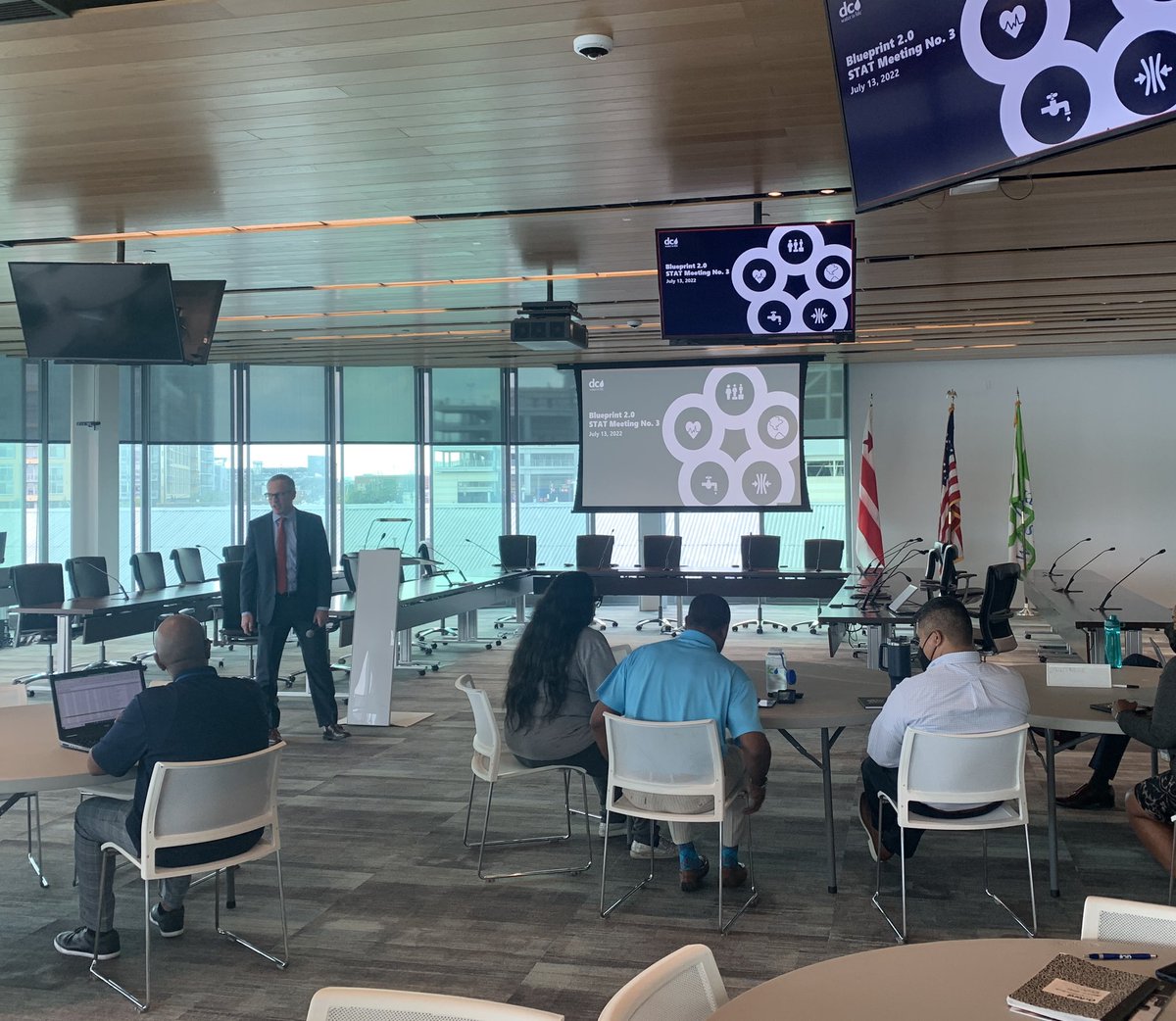 MatthewRies's tweet photo. When you think *strategy* you don't usually think of walk-up music, laughter, applause &amp; fun vibes, but that's what we got at our in-person Q3 Status Meeting. We're advancing our strategic goals w/ our inspired, energized &amp; industrious #TeamBlue co-workers https://t.co/HvoLrSMMnB https://t.co/b47I3sFQxI