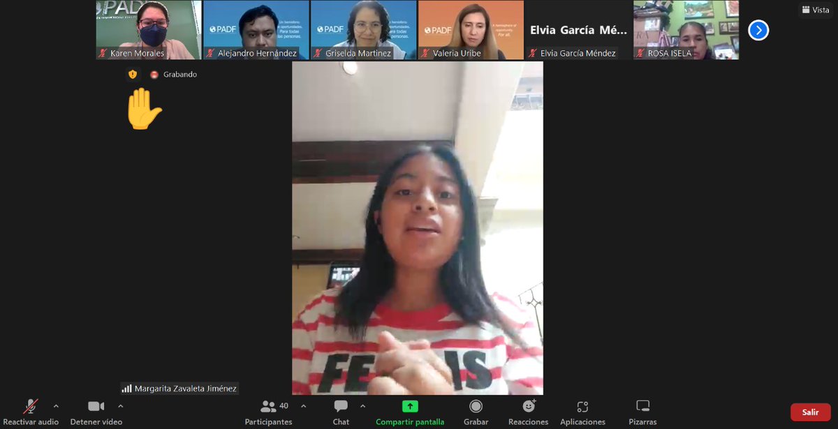 PADFMexico's tweet photo. ¡Hoy fue un día especial! mujeres oaxaqueñas artesanas y estudiantes STEM en la presentación del curso de inglés básico #ConectandoCulturas conversaron sobre sus historias y motivaciones para ser parte de este encuentro entre estudiantes estadounidenses con raíces latinas y ellas https://t.co/MfBZ9LSowL