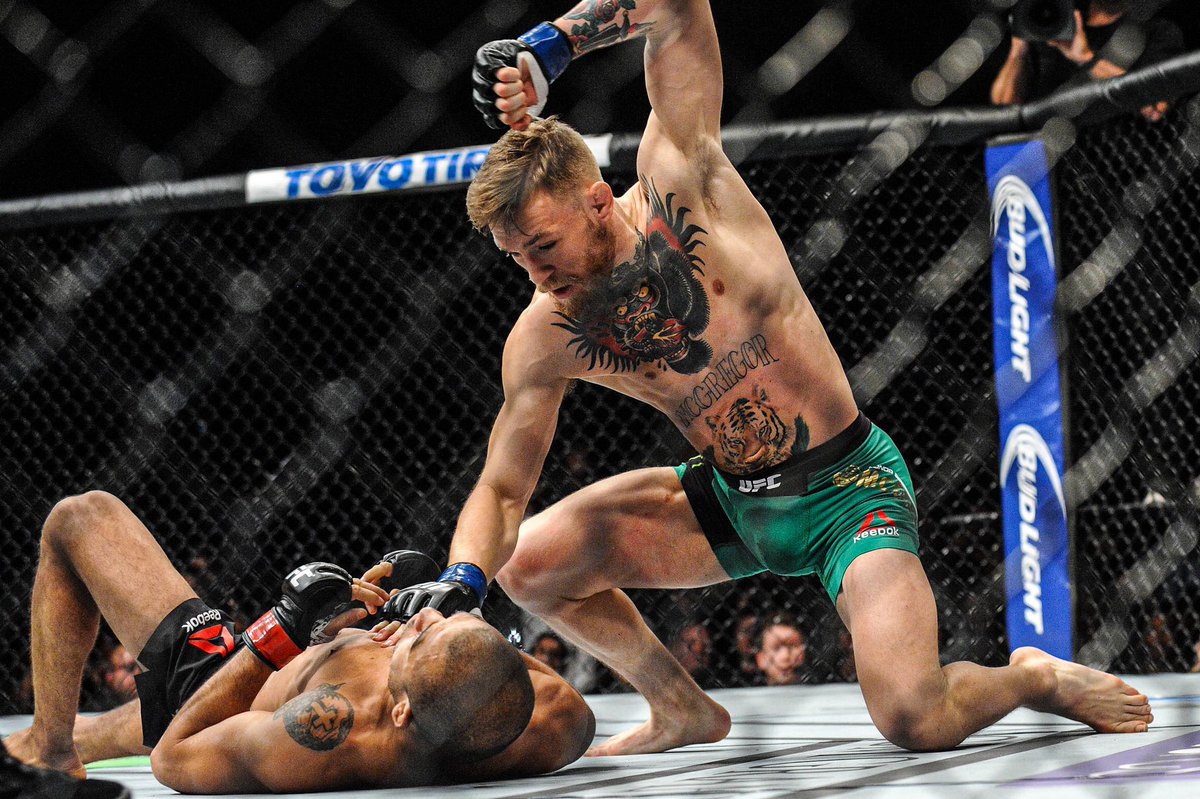LaSueur_off's tweet photo. THREAD | LES PLUS BEAUX KO’s/TKO’s DE CONOR MCGREGOR À L’UFC 🇮🇪 https://t.co/wN5PDyRRoG