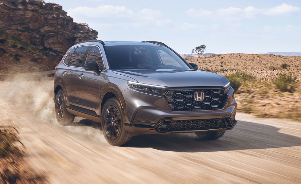 DozzyTalksCars's tweet photo. The New Honda CRV.
How do you want it, gas or hybrid? 
#HONDA https://t.co/qININsraKW