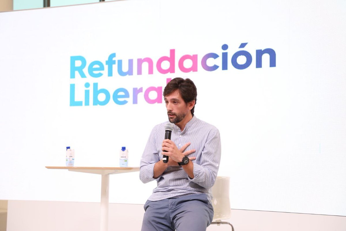 Refundacion_Lib's tweet photo. Gracias a los que habéis participado esta tarde en el Encuentro para la Refundación Liberal.

La voz de los @jovenesCs será decisiva para relanzar este proyecto. Su inconformismo y valentía serán el motor de las mejores propuestas para España. ¡Seguimos! https://t.co/s8a6lcKSyJ