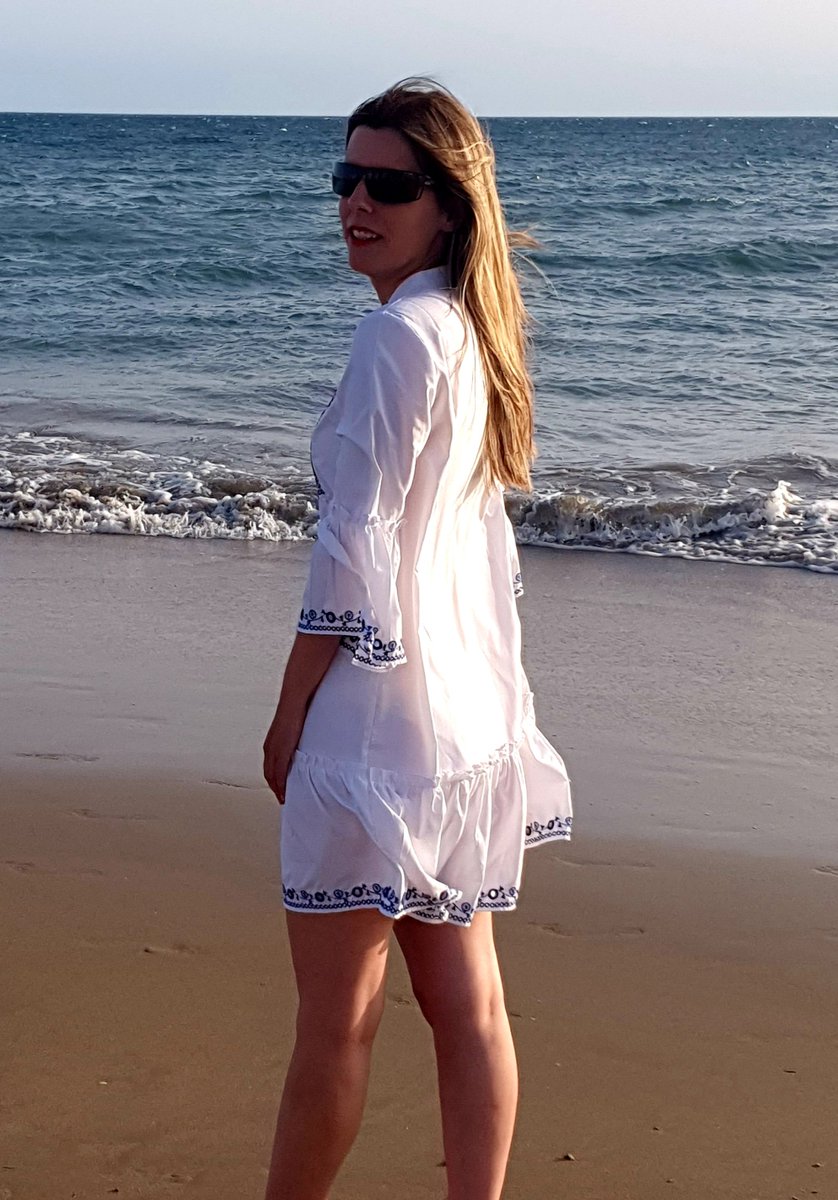 Raquel_Merida's tweet photo. Lo bueno se acaba pronto #Cádiz #PlayadelaVictoria https://t.co/Wo04k2GnA8