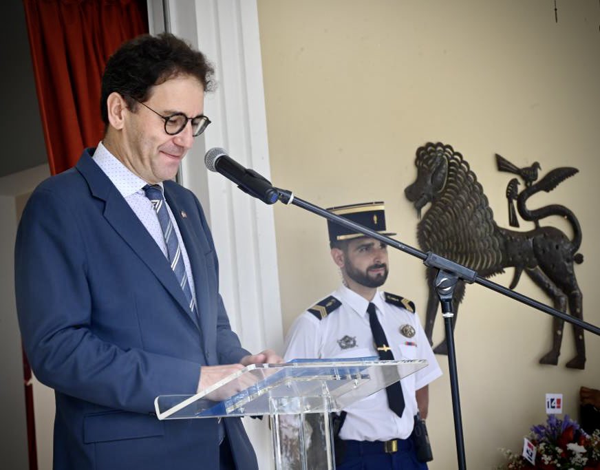 DrArielHenry's tweet photo. En ce 14 juillet, jour de la fête nationale de la République française, j’adresse au peuple et au gouvernement français mes plus vives félicitations. Je forme le vœu que nos liens d’amitié se raffermissent et que la solidarité haïtiano-française se renforce à travers le temps. https://t.co/VN29Ji614A
