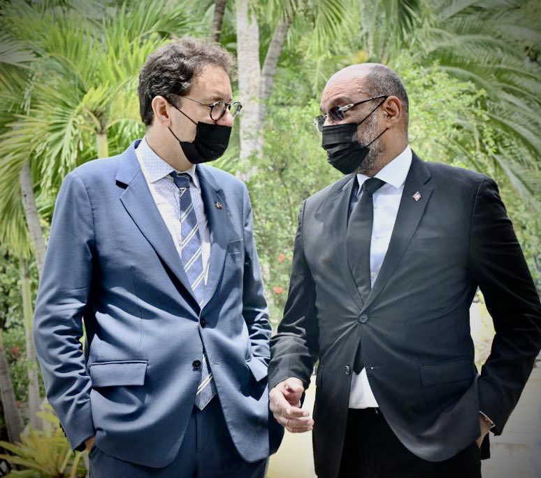 DrArielHenry's tweet photo. En ce 14 juillet, jour de la fête nationale de la République française, j’adresse au peuple et au gouvernement français mes plus vives félicitations. Je forme le vœu que nos liens d’amitié se raffermissent et que la solidarité haïtiano-française se renforce à travers le temps. https://t.co/VN29Ji614A