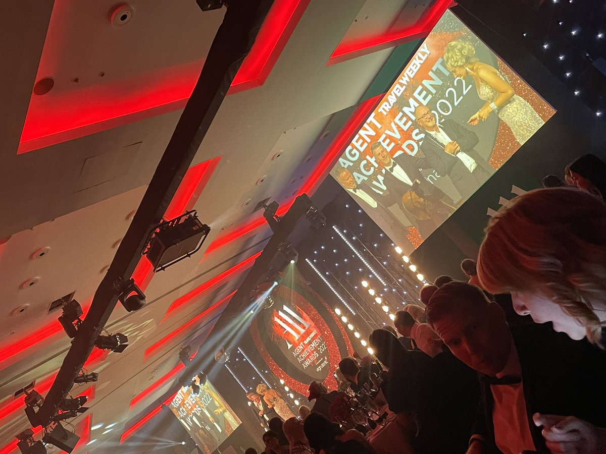 LGJHX's tweet photo. @FF11NGR you are an incredible human.. you bring the realness and the emotion to how we all feel .. you’re amazing… as are your team, the legacy your parents gave to you too, has led you to where you are now. Outstanding Contribution congrats on your award @travelweekly #TWAAA https://t.co/dINRzX3nSD