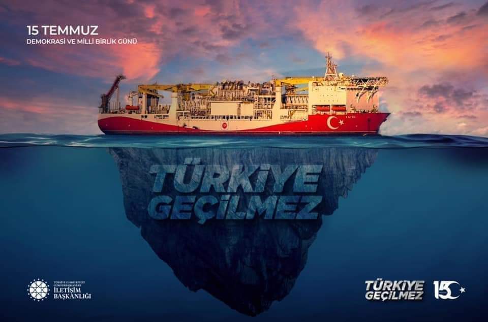 Unutulan ve unutturulan ihanet tekrarlanır. 
Unutmayacağız... 
Unutturmayacağız...
15 Temmuz demokrasi ve bağımsızlık destanının 6. yılında; tüm kahraman şehitlerimizi rahmetle, kahraman gazilerimizi minnetle anıyoruz... Türkiye Geçilmez 🇹🇷