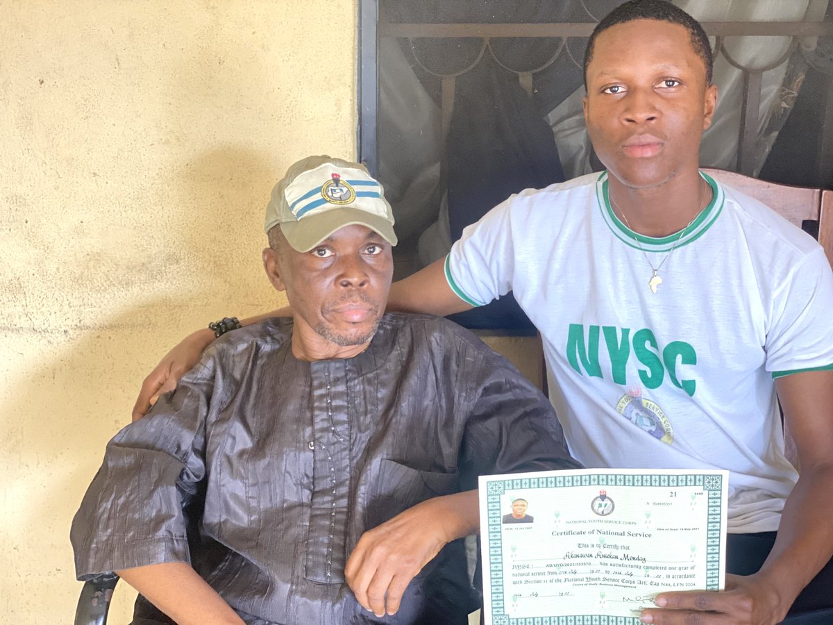 _aniekann's tweet photo. He Never had the chance to go to school
But he ensured I went to school.

God bless you POPS 
#bestinservingNigeria
#nysc
#corpershun https://t.co/eyzPrEyfre