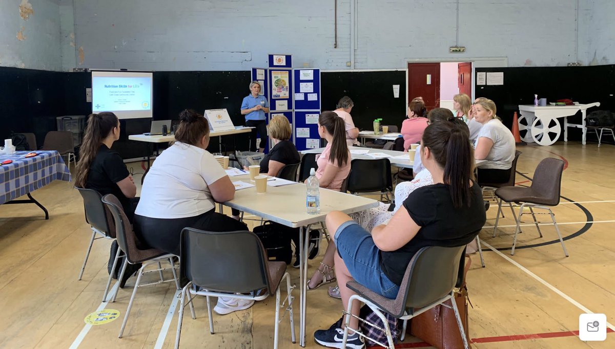 CTMUHBDietetics's tweet photo. What a great day training staff from @primary_glenboi @StAloysiusRC @cyfarthfapri @PerthcelynS @CCYD_PE @yggllynyforwyn ready for @foodandfunwales programmes #summeready #healthandwellbeing 🌮👌🏻💧🍽🏸 https://t.co/Cjwctf27vs