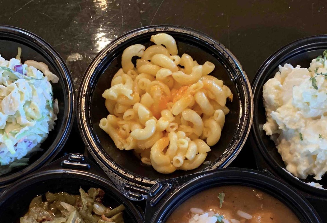 UBMeWorld's tweet image. Happy National Mac &amp;amp; Cheese Day! Check out these great M&amp;amp;C's from our friends at Bird &amp;amp; Jim, Gilligan's on the Harbor and Lone Star Diner &amp;amp; Video!