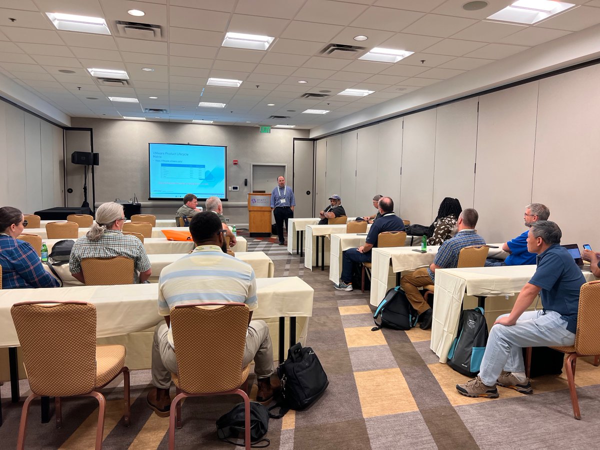 MyVMUG's tweet image. At the #ATLVMUG UserCon our #VMUG trusted partners are ready with some great Tech Talks for you guys! Make sure you take the chance to stop by!