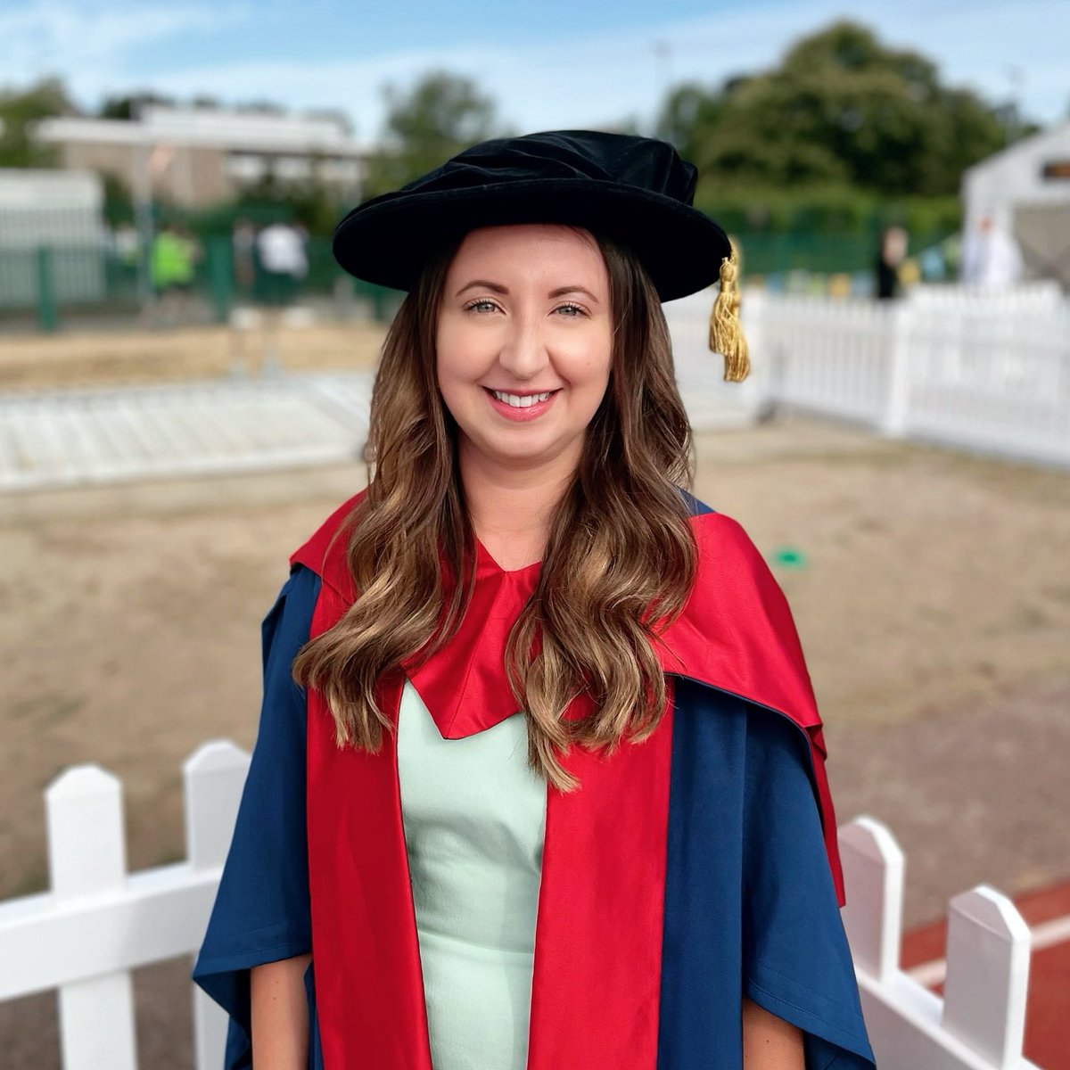 KerriMBailey's tweet photo. Today after 2 years of waiting I finally got to celebrate the end of my PhD! And in the same week I got my first accepted first author manuscript in Cerebral Cortex! Such a special day and I’m so happy I finally got to celebrate this moment ❤️👩🏻‍🎓 #phd #graduate #publishedauthor https://t.co/02Al02Vn3q
