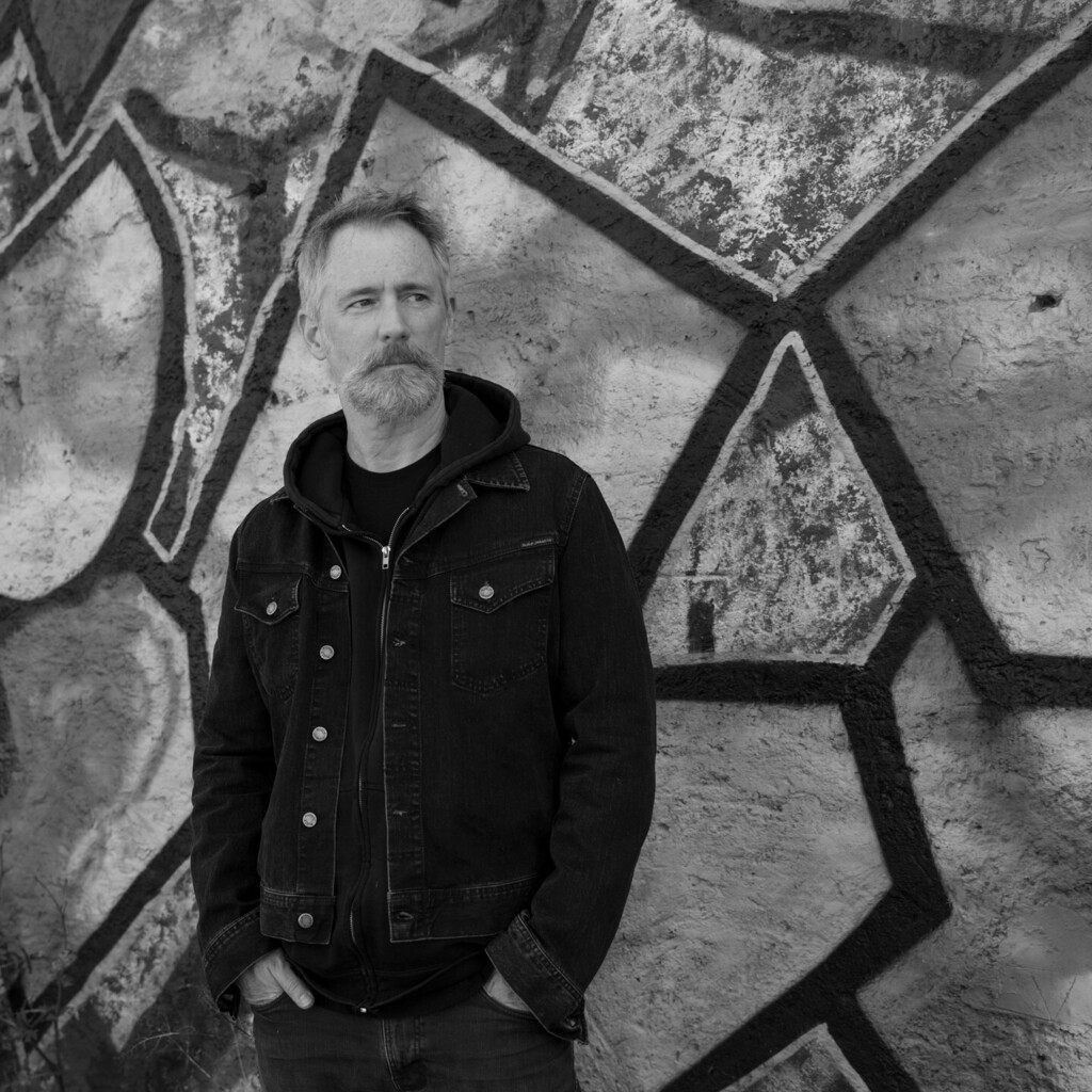 FarmAid's tweet photo. Our team keeps growing, and we couldn't be happier! Please join us in welcoming Michael Stewart Foley as Farm Aid's Cultural Impact Director.

Photo: © Suzanne Porter

Read more at the link in our bio. https://t.co/LVifglMW2F https://t.co/WXgKwTxi3g