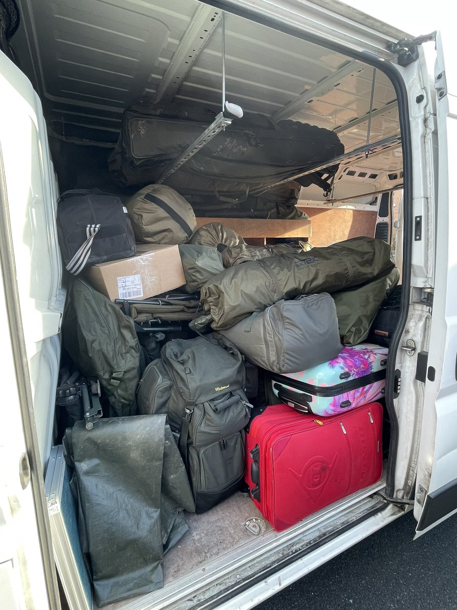 stechilly's tweet photo. @CHEESETITS2011 All packed for 🇫🇷 myself. Not goin to be able to sleep tonight #excited #carp #pbhunting 🎣 https://t.co/NHQ36Cc4wu