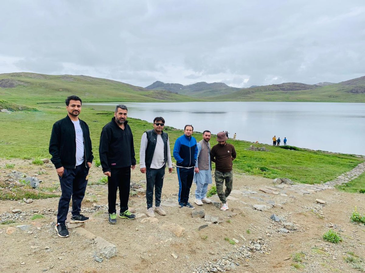 abbasgba's tweet photo. #friends #Deosai #lake #outingtime https://t.co/D5jKAp2XBA