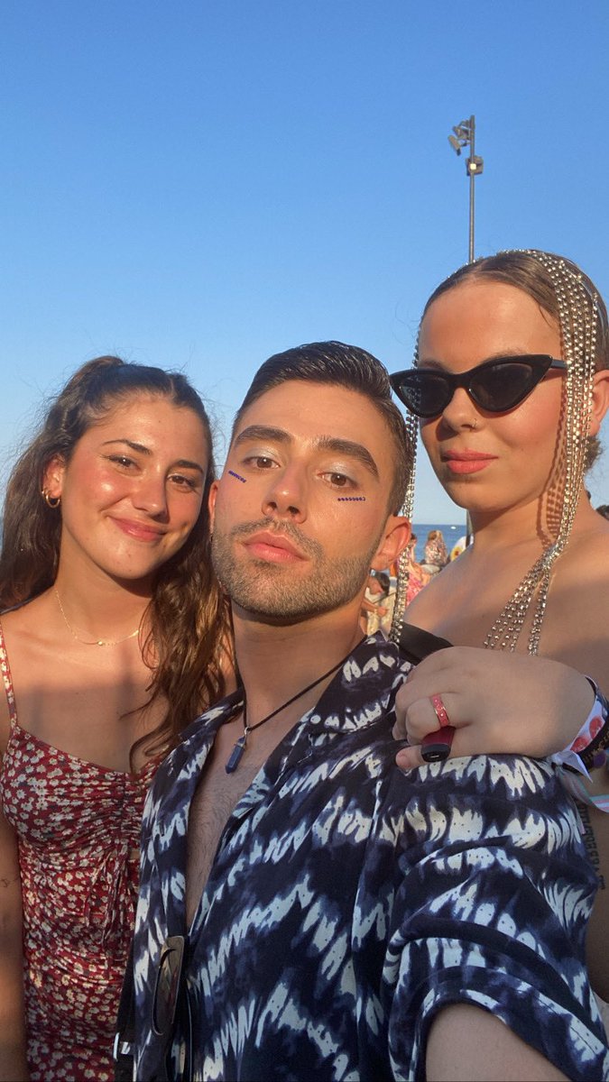 fer_artpop12's tweet photo. Readyyyy for Motomami 🦋 @rosalia https://t.co/8rRPmOod8B