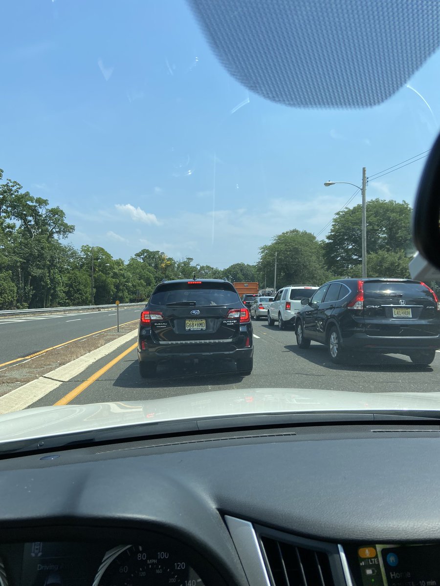 AdeleSellsNJ's tweet photo. Life when you live on an island. #waiting #bridgeup https://t.co/JGDTSfNtZI
